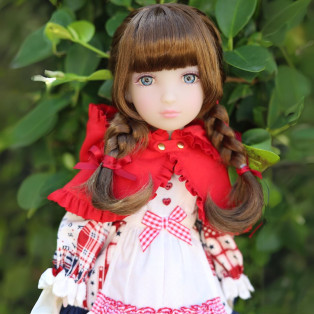 Ruby Red Red Riding Hood Rubina Limited Edition Doll alternate image