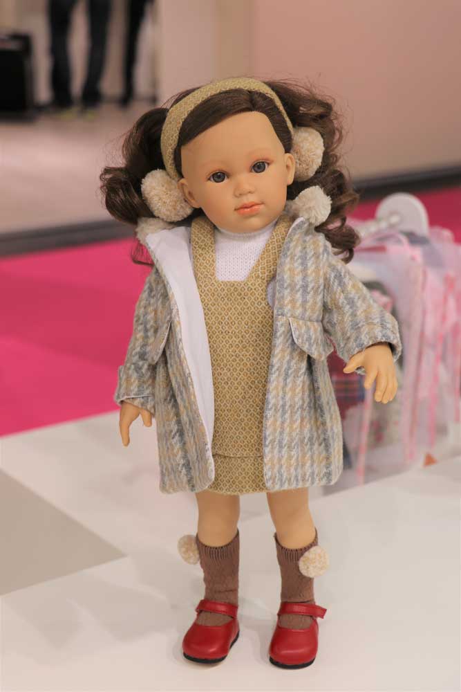 Llorens Olga doll